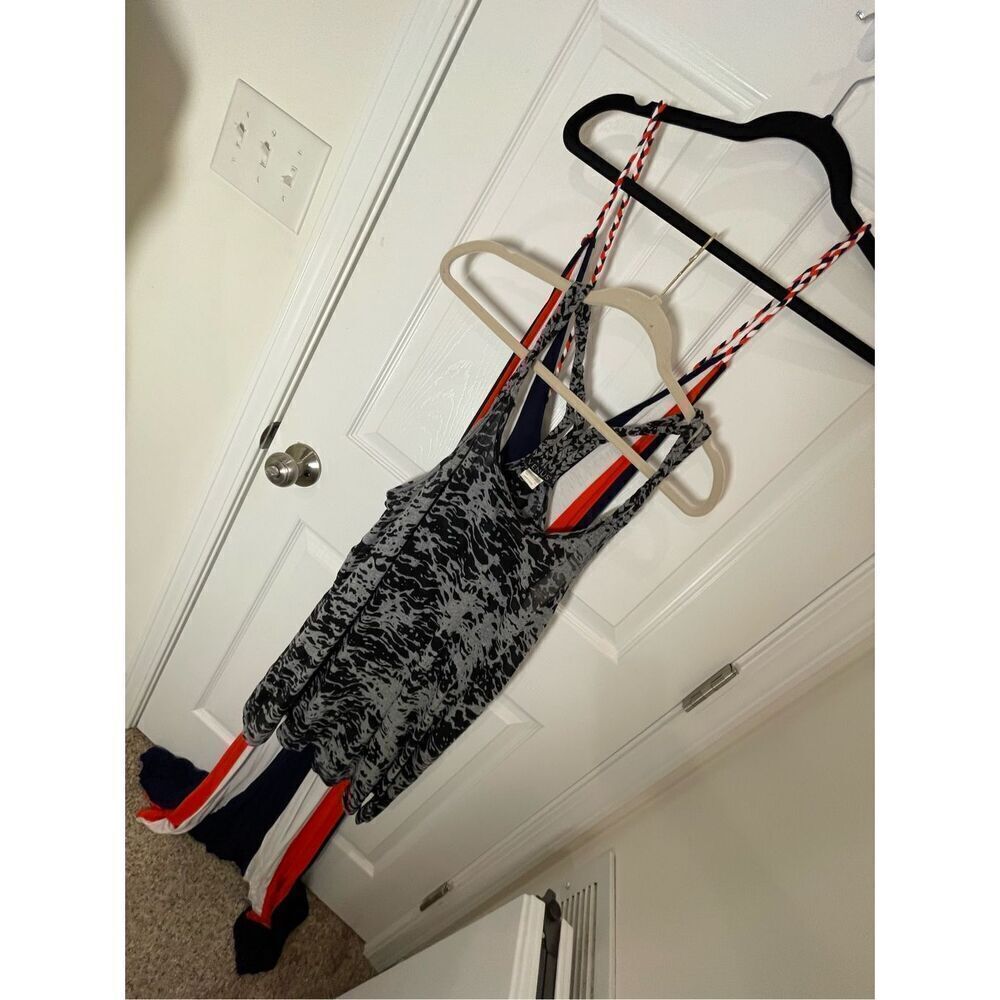 Venus women’s bundle Lot maxi dress and tank size XL